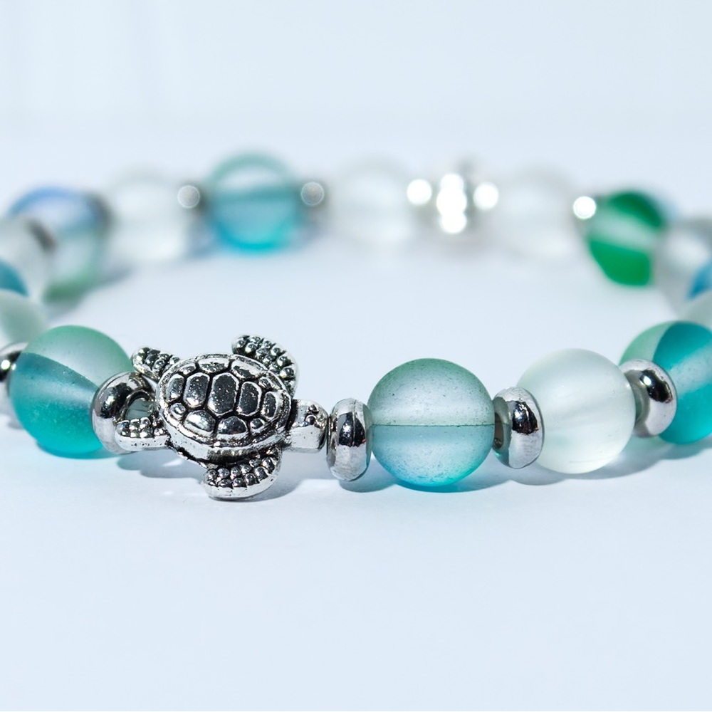 Silver Turtle Charm Slip-on Bracelet with Blue and Green Glass Beads